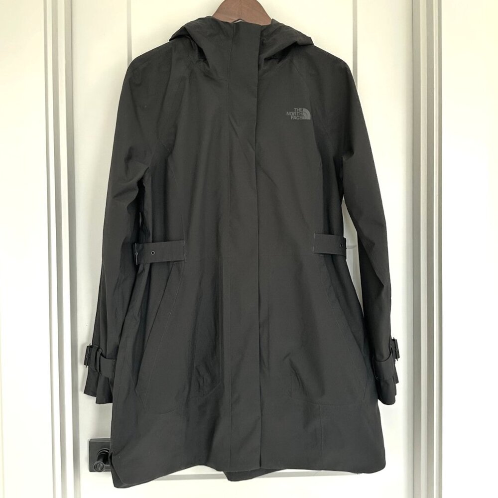 The North Face Waterproof City Breeze Rain Trench - Medium